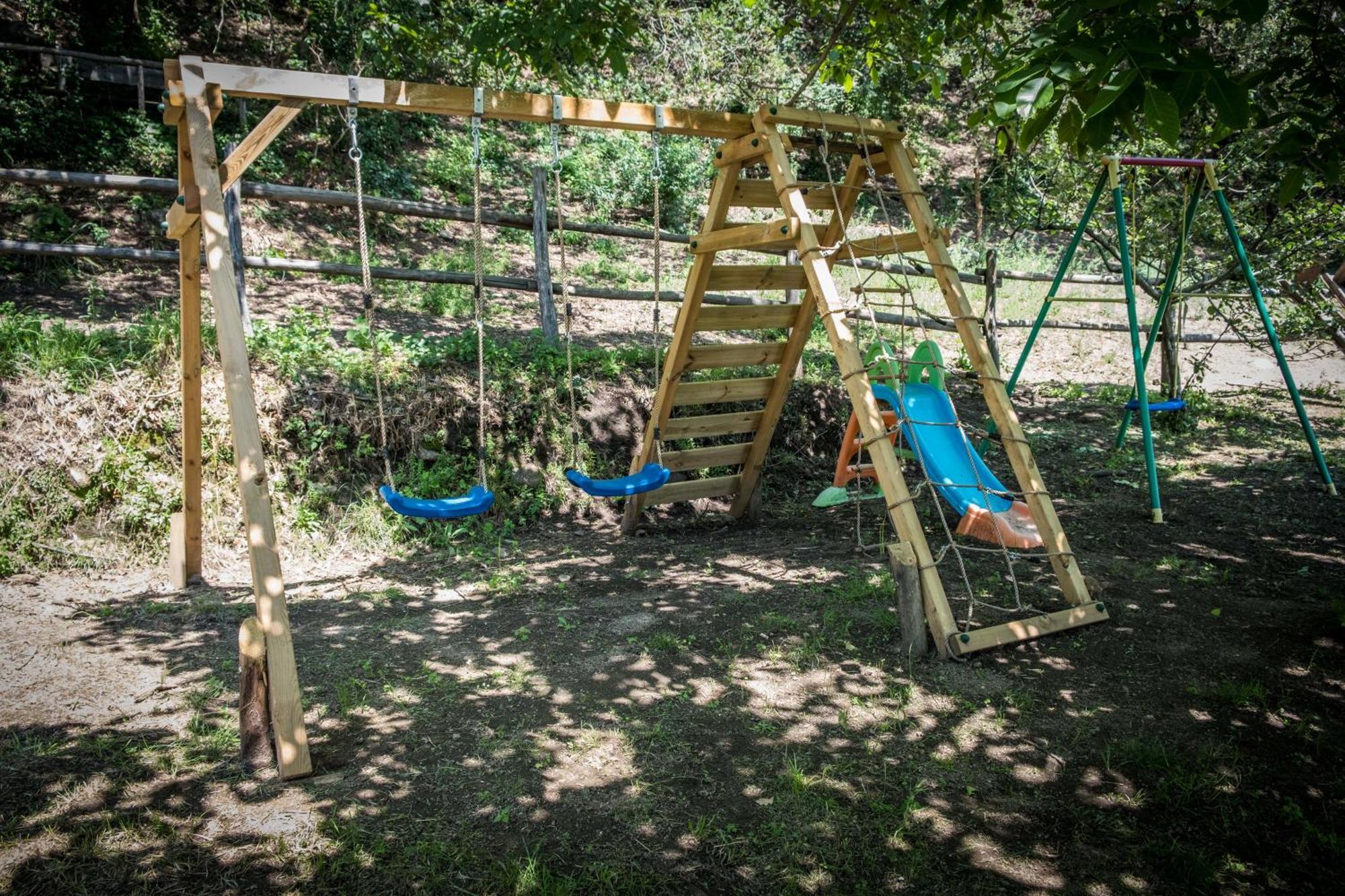 Azienda Agricola Biologica La Cardellina Tolfa Exteriör bild
